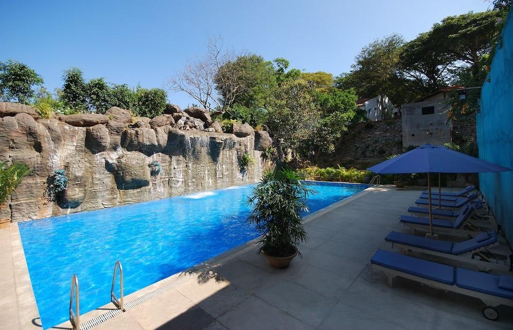 The Windflower Resort & Spa, Mysore Eksteriør billede