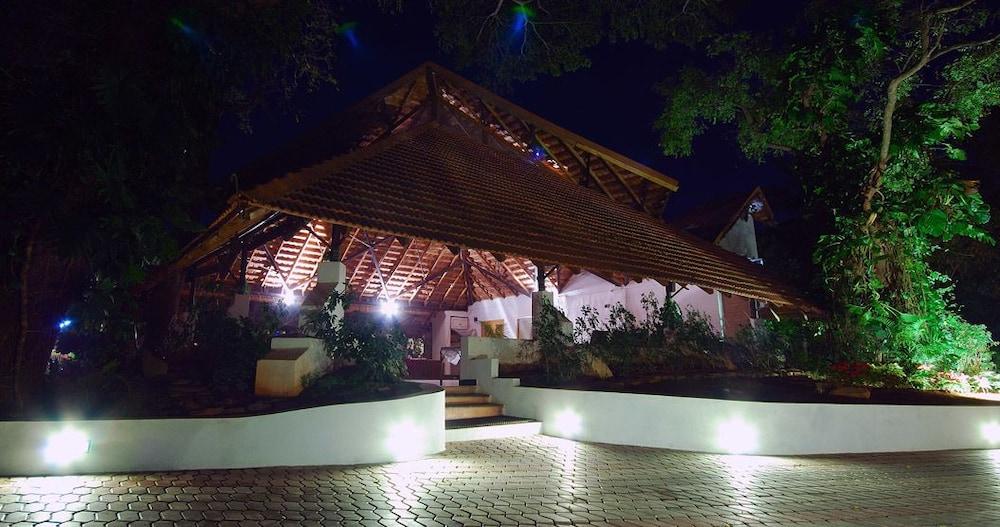The Windflower Resort & Spa, Mysore Eksteriør billede