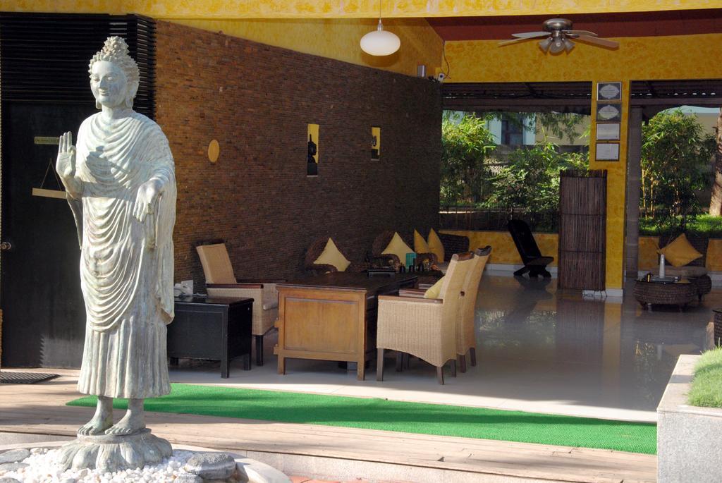 The Windflower Resort & Spa, Mysore Eksteriør billede